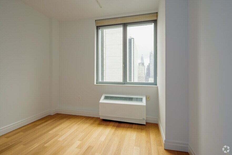 More Photos Of 550 W 54th St, New York Apartments For Lease