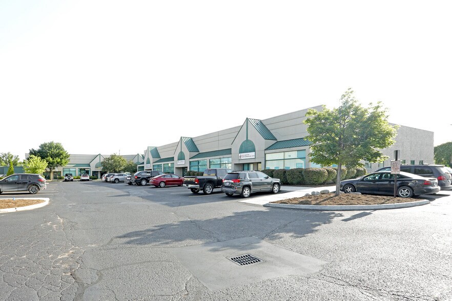 Primary Photo Of 1936-1962 Star Batt Dr, Rochester Hills Showroom For Lease