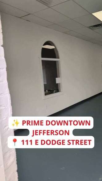 Primary Photo Of 230 S Main St, Jefferson General Retail For Lease