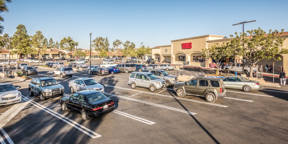 More Photos Of 621-701 S Rancho Santa Fe Rd, San Marcos Unknown For Lease