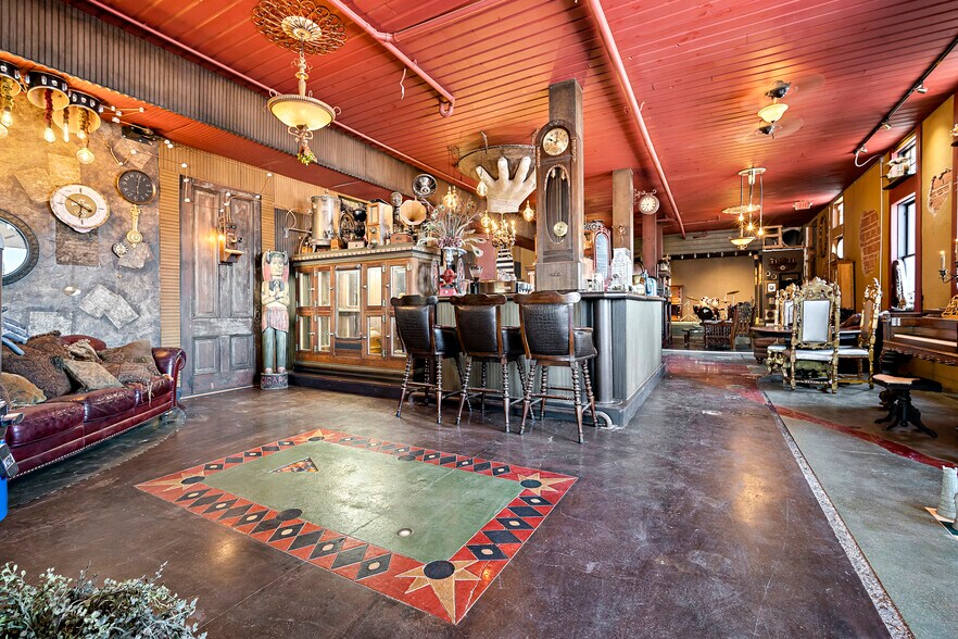 More Photos Of 103 S 6th St, Brownfield Restaurant For Sale