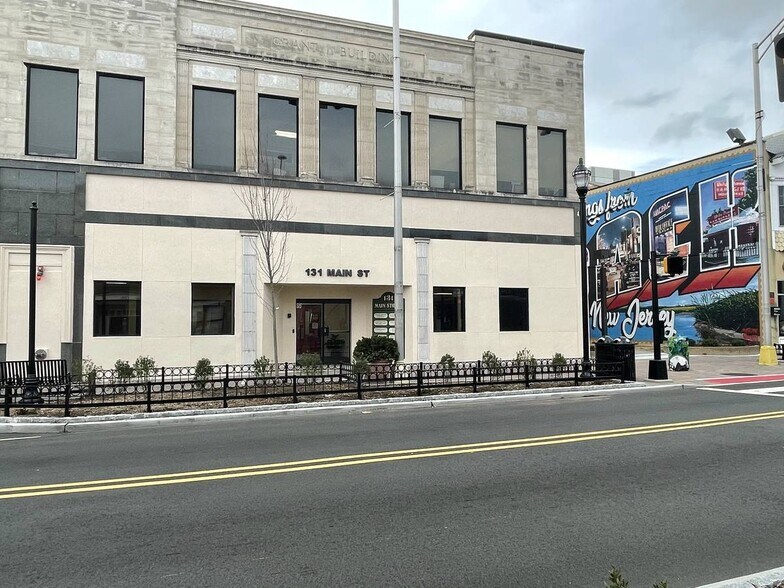 Primary Photo Of 131 Main St, Hackensack Office Residential For Lease
