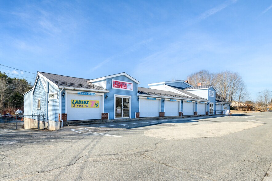 More Photos Of 34 Lafayette Rd, Hampton Falls Freestanding For Sale