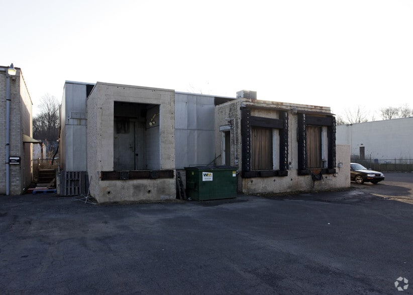 More Photos Of 1405 Bridgewater Rd, Bensalem Warehouse For Lease
