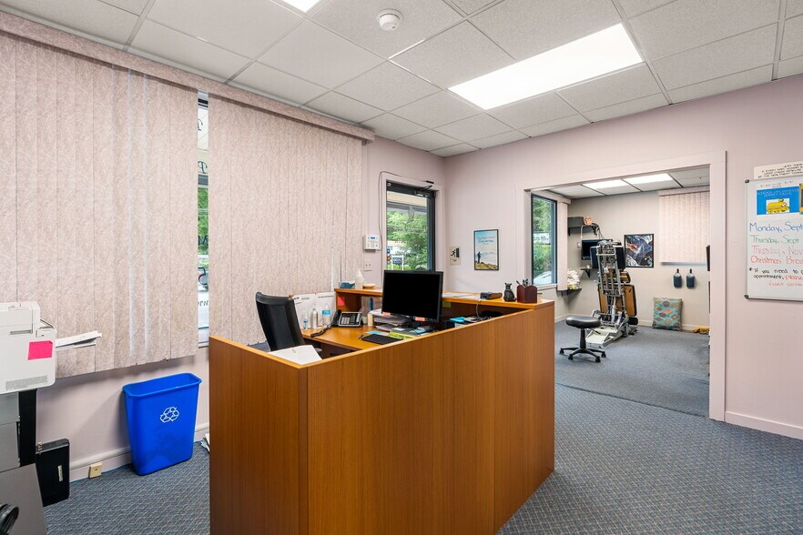 More Photos Of 859 Washington St, Easton Office For Lease