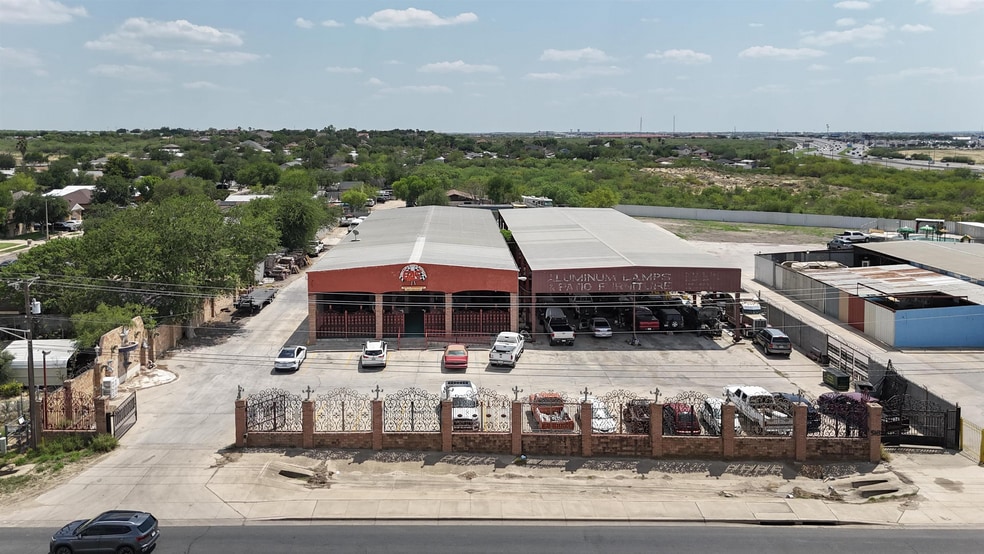 More Photos Of 5103 US Highway 59, Laredo Warehouse For Sale