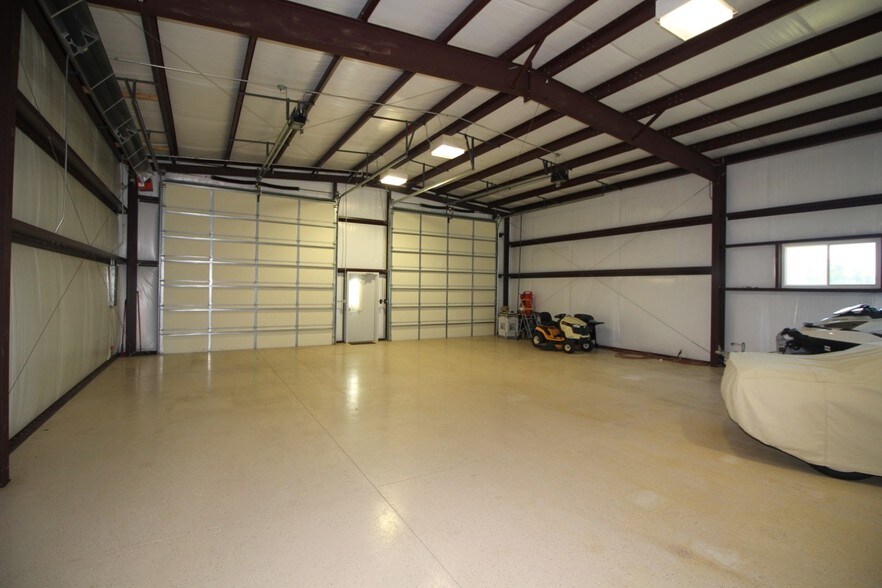 More Photos Of 2202 W Central Ave, El Dorado Light Manufacturing For Sale