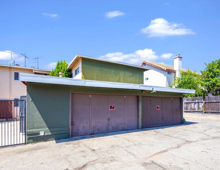 More Photos Of 1072 W Wilson St, Pomona Apartments For Sale