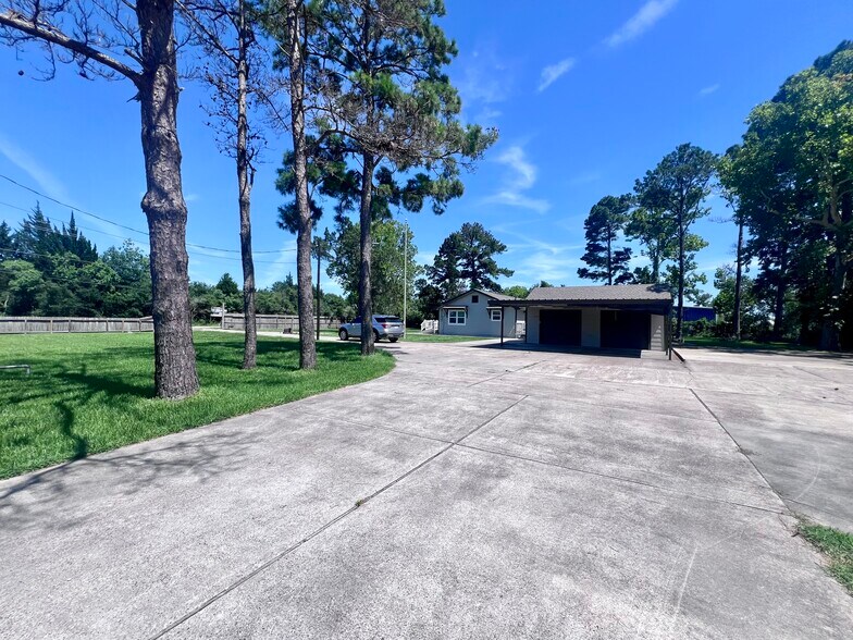 More Photos Of 2506 Anders Ln, Kemah Medical For Lease