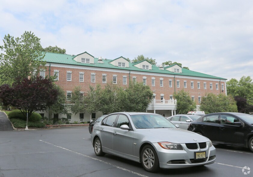 More Photos Of 2130 Millburn Ave, Maplewood Medical For Lease