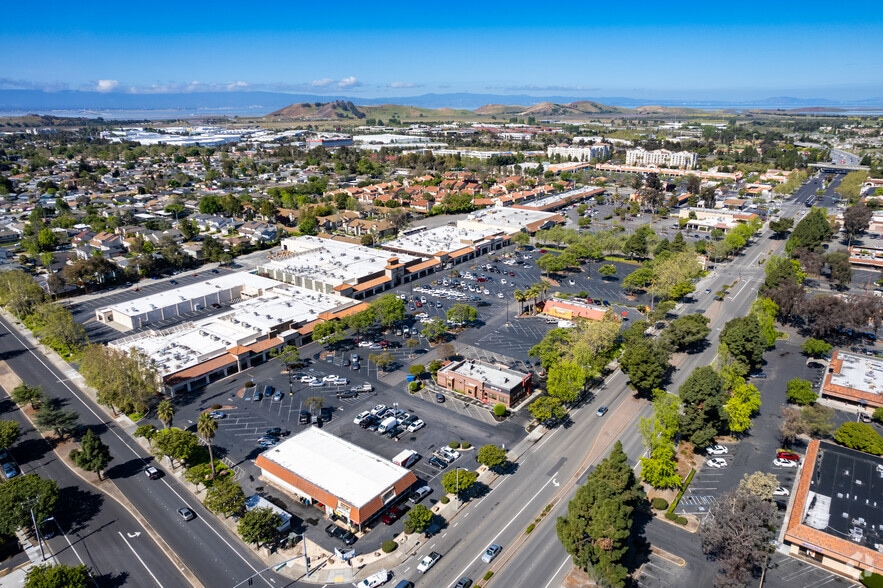 More Photos Of 35201-35233 Newark Blvd, Newark Unknown For Lease