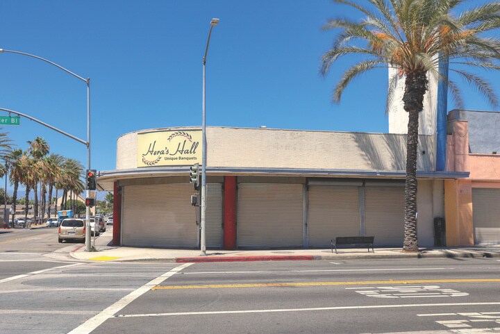 More Photos Of , Los Angeles General Retail For Sale