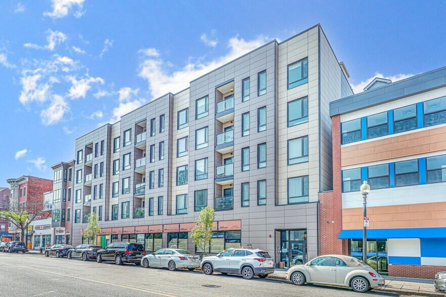 More Photos Of 457-469A W Broadway, Boston Apartments For Lease