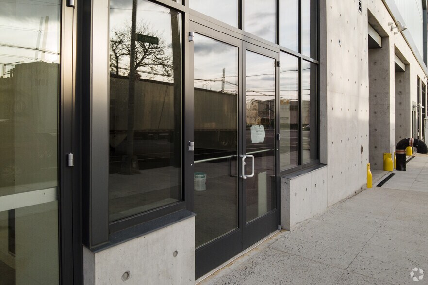 More Photos Of 1215 Spofford, Bronx Food Processing For Lease