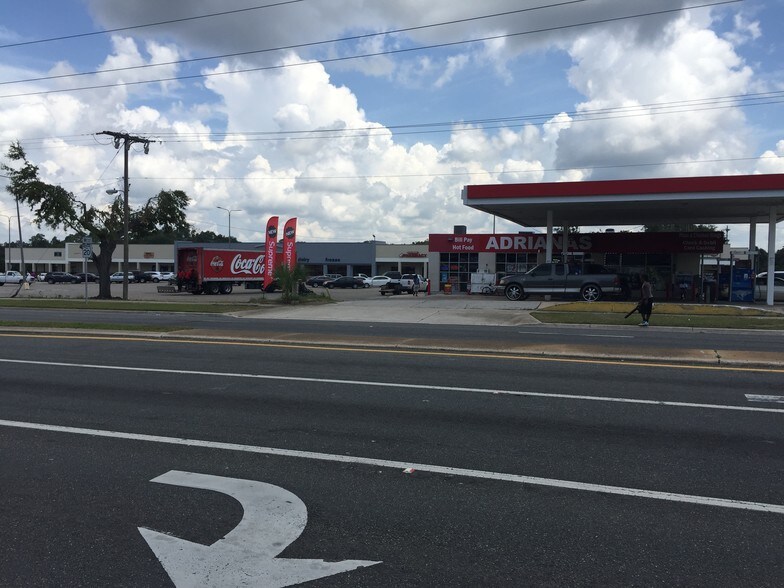 More Photos Of 3201 Crill Ave, Palatka Convenience Store For Sale