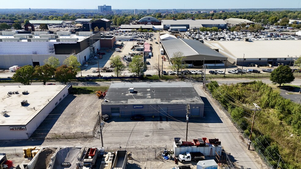 More Photos Of 1632-1644 Clara St, Columbus Warehouse For Lease