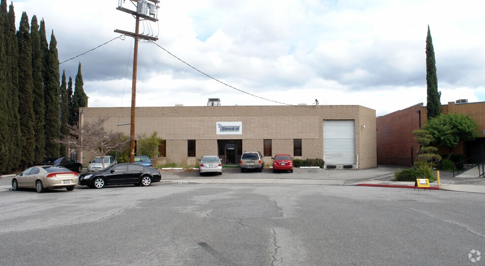 More Photos Of 8600 Tamarack Ave, Sun Valley Manufacturing For Lease