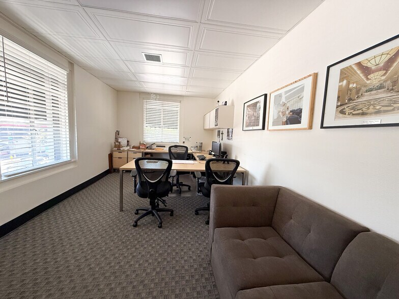 More Photos Of 101 E Commonwealth Ave, Fullerton Storefront Retail Office For Lease