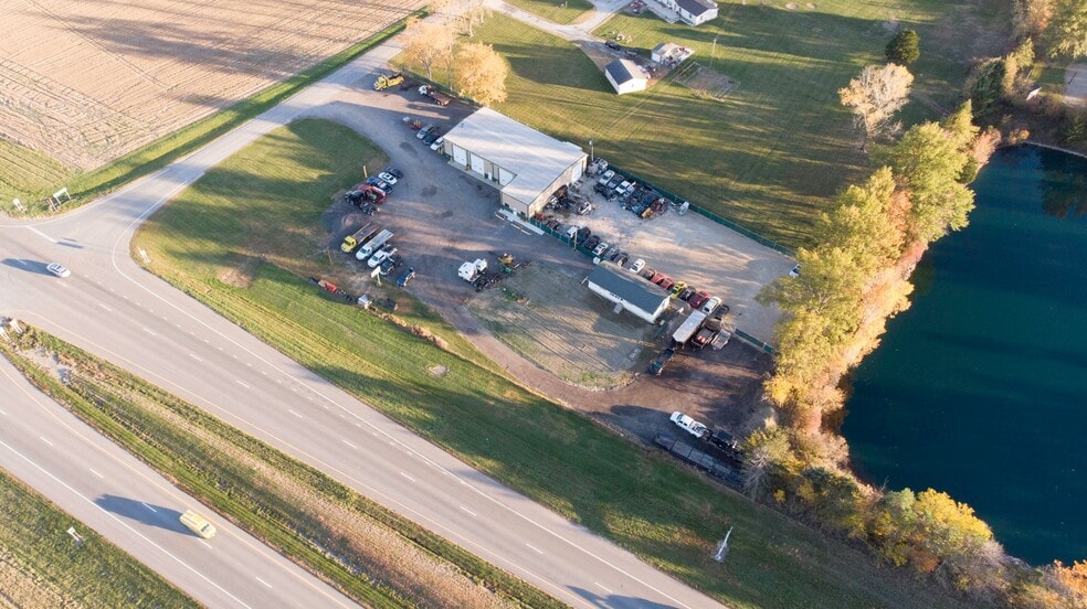 More Photos Of 14617 Kettlersville Rd, Wapakoneta Light Distribution For Sale