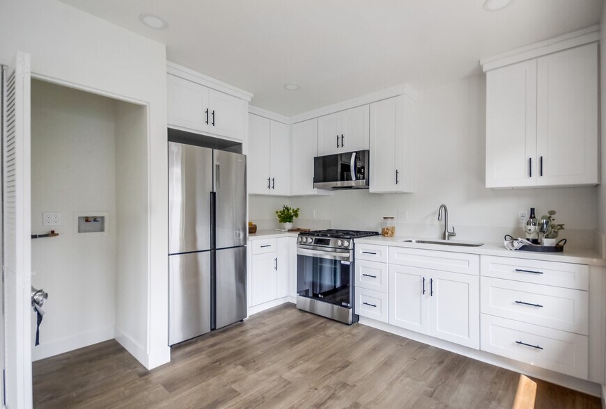 More Photos Of 4121 Utah St, San Diego Apartments For Sale