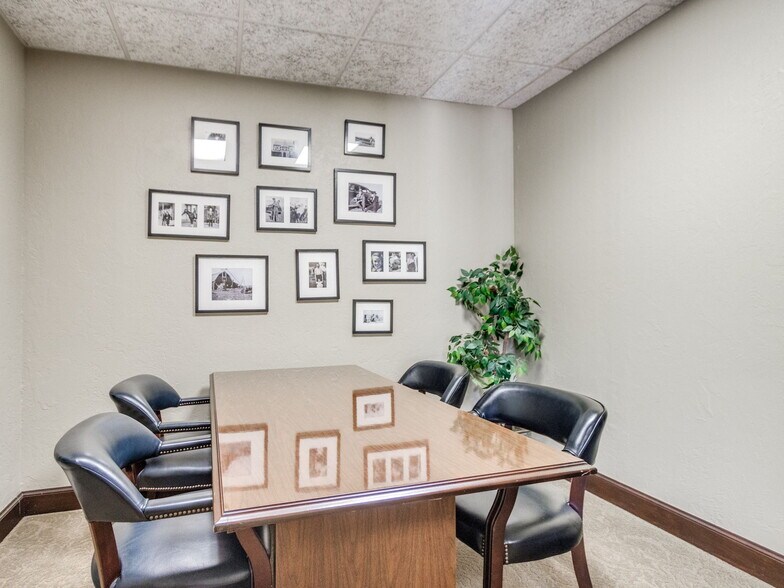 More Photos Of 2425 Wilcox Dr, Norman Office For Sale