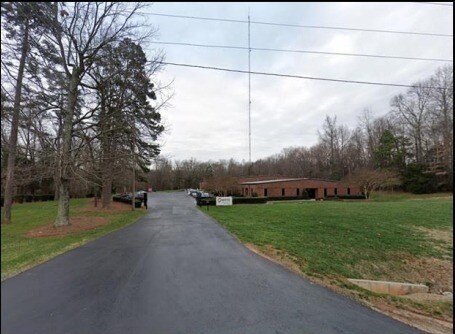 Primary Photo Of 7910 District Dr, Charlotte Manufacturing For Sale