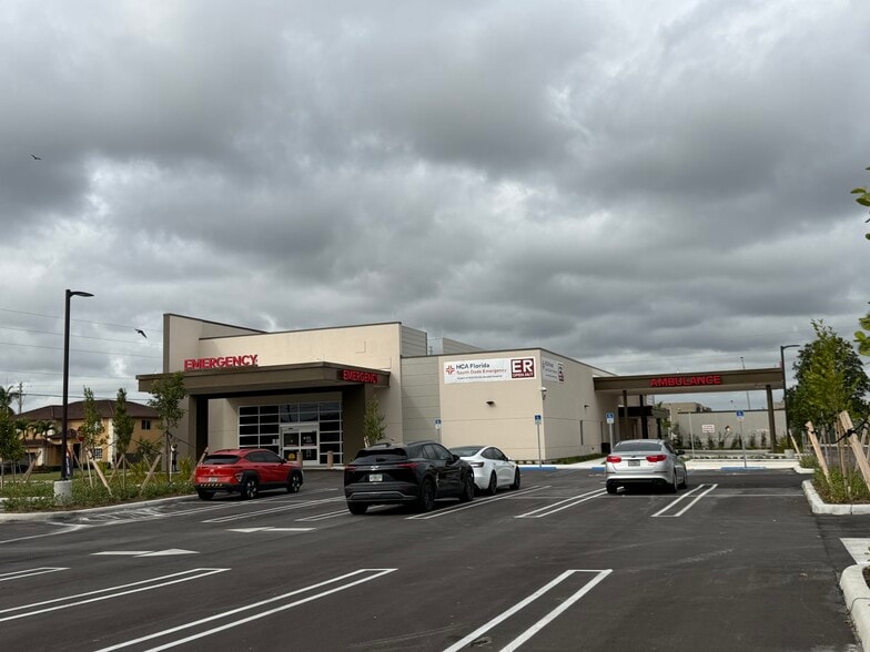 More Photos Of 14100 SW 288th St, Homestead General Retail For Lease