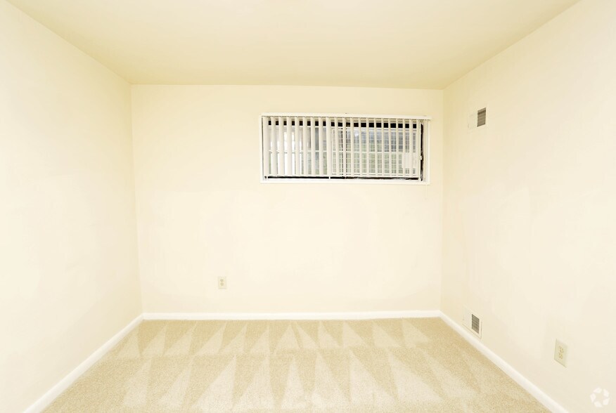 More Photos Of 3647 6th St SE, Washington Apartments For Sale