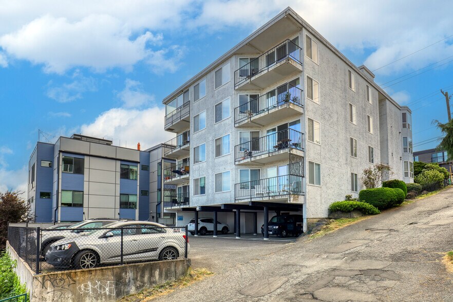 Primary Photo Of 501 Highland Dr, Seattle Apartments For Sale
