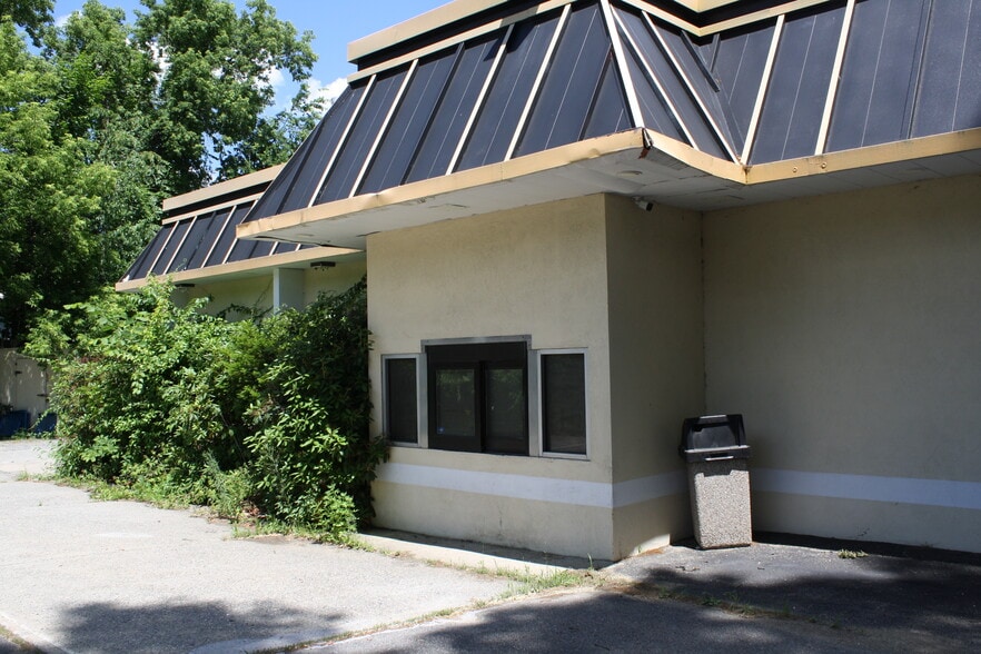 More Photos Of 174 Main St, Leominster Fast Food For Sale