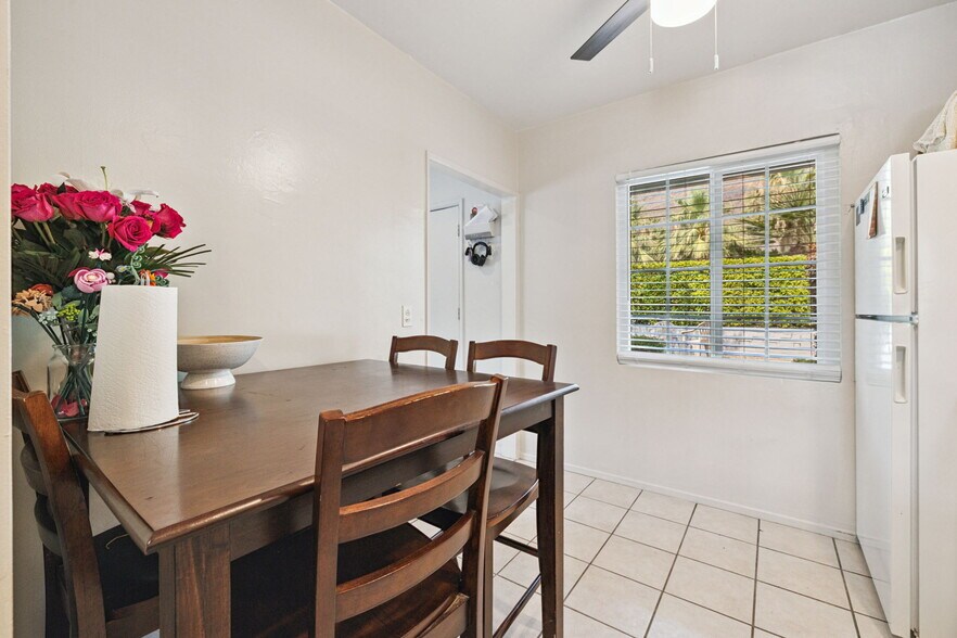 More Photos Of 1674 S Via Salida, Palm Springs Apartments For Sale