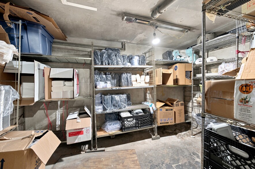 More Photos Of 1557 Second Ave, New York Apartments For Lease
