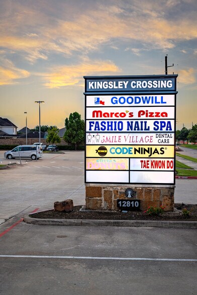 More Photos Of 12810 W Broadway St, Pearland Unknown For Lease