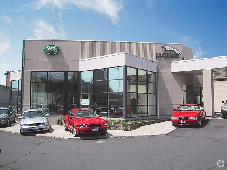 More Photos Of 1310 W 3rd Ave, Spokane Auto Dealership For Lease