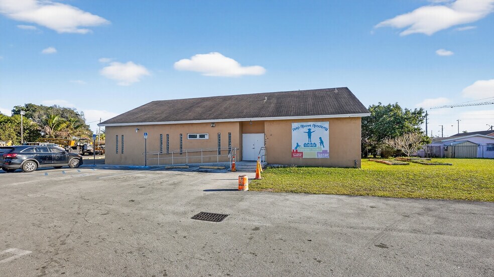 More Photos Of 750 NW 96th St, Miami Daycare Center For Sale
