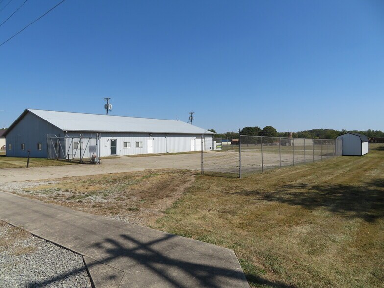 More Photos Of 100 Homestead Ave, Hillsboro Warehouse For Sale
