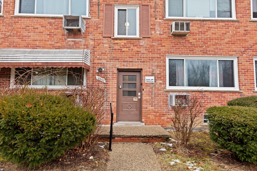 More Photos Of 12880 Dolphin St, Detroit Apartments For Sale