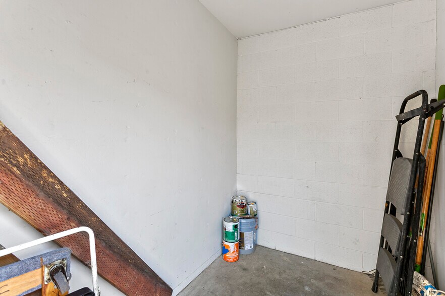 More Photos Of 1010 E Broadway, Anaheim Apartments For Sale