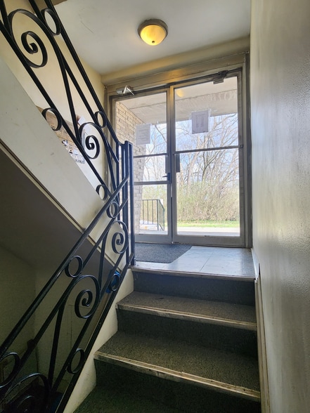More Photos Of 1725 Hastings Ave, Cincinnati Apartments For Sale