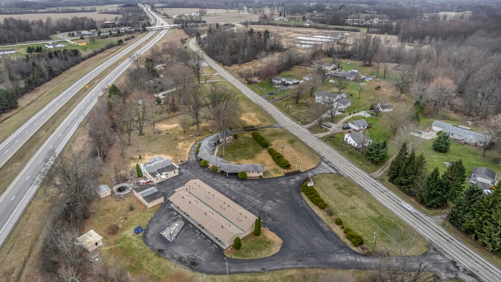 More Photos Of 44077 Oberlin Elyria Rd, Oberlin Hotel For Sale