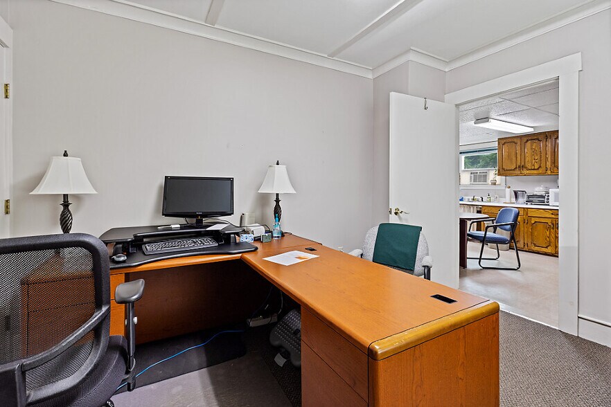 More Photos Of 323 State St, Augusta Office Residential For Sale