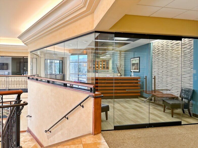 More Photos Of 18756 Stone Oak Pky, San Antonio Coworking Space