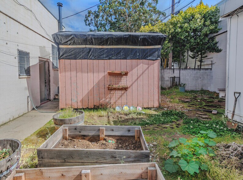 More Photos Of 726 El Camino Real, Redwood City Storefront For Sale