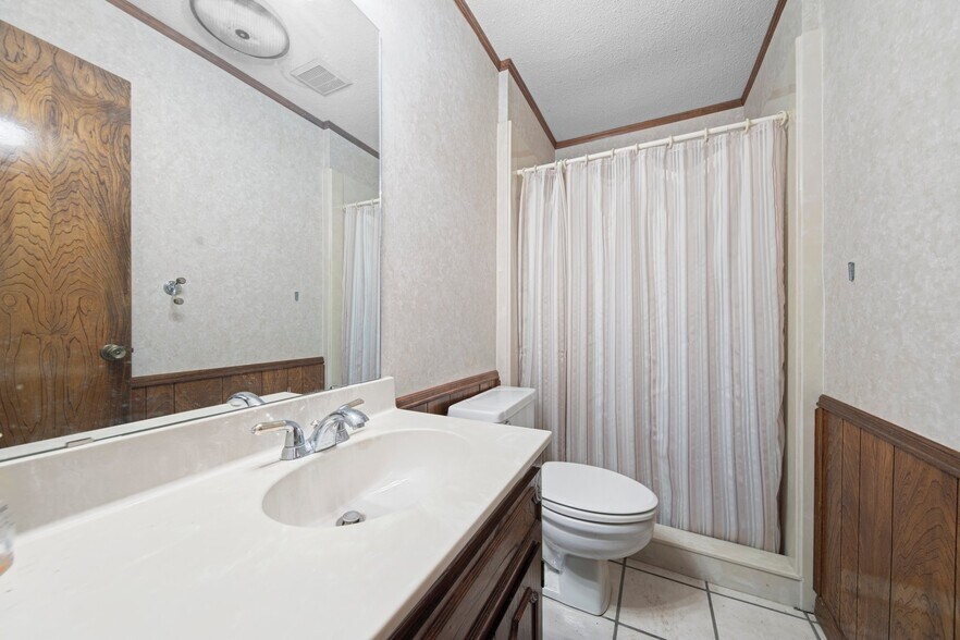 More Photos Of 2302 W Stan Schlueter Loop, Killeen Office For Sale