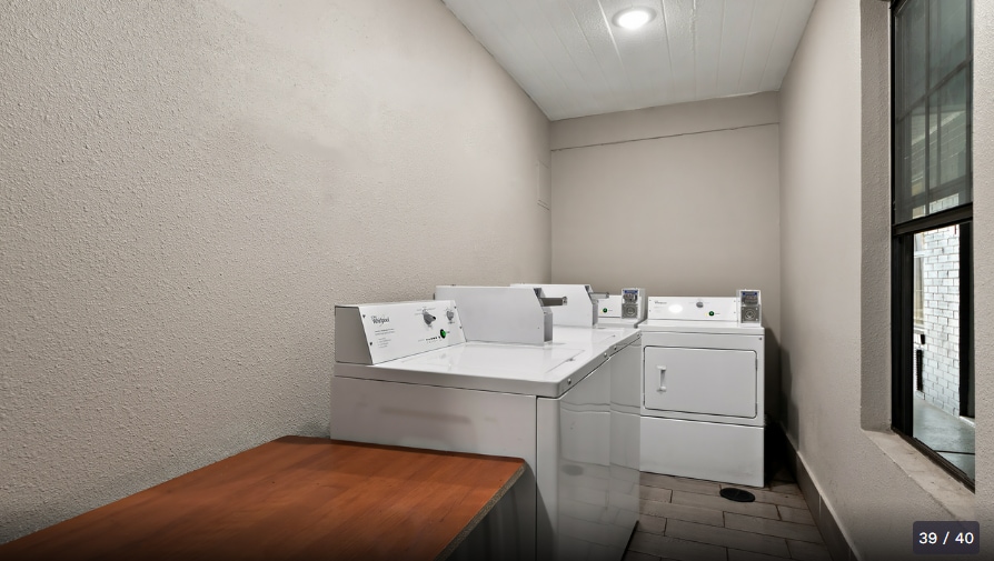 More Photos Of 2620 Santa Ursula Ave, Laredo Hotel For Sale