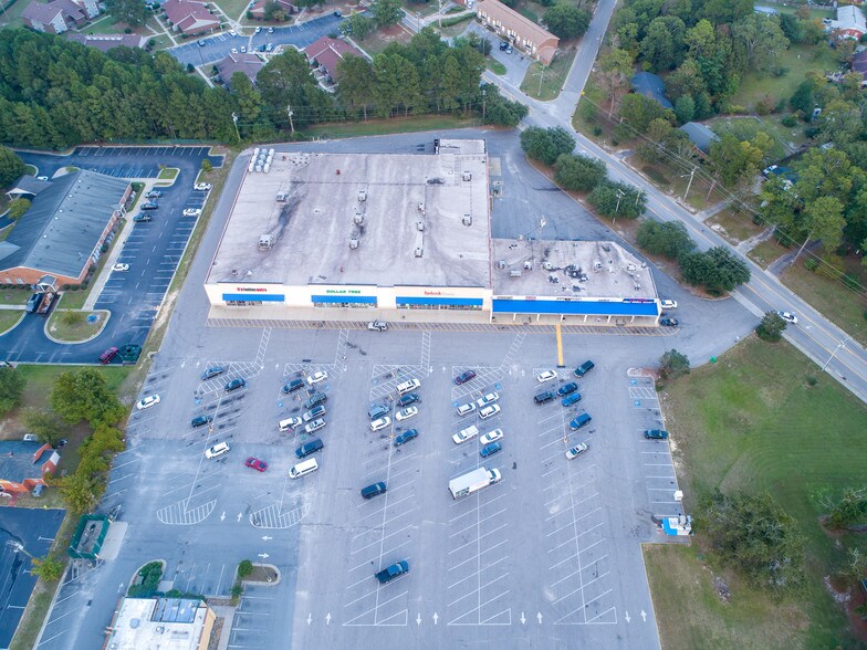 More Photos Of 3616-3650 Ramsey St, Fayetteville Freestanding For Lease