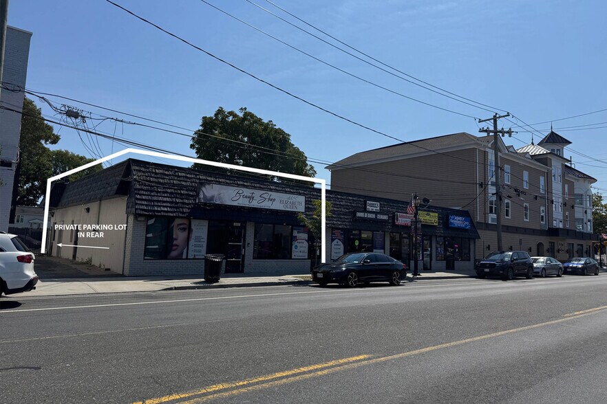 More Photos Of 1940 Great Neck Rd, Copiague Storefront For Lease