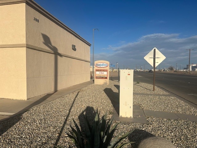 More Photos Of 388 W Aten Rd, Imperial Storefront Retail Office For Lease