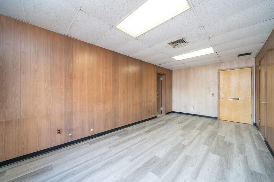 More Photos Of 51 Newark St, Hoboken Office For Lease