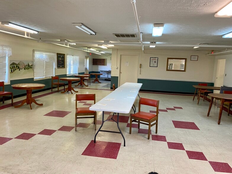 More Photos Of 155 Ridgefield Dr, Marion Assisted Living For Sale
